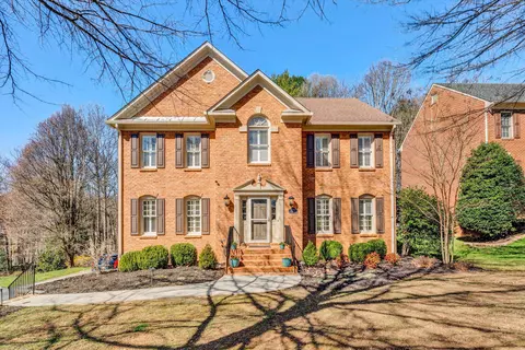 5596 Salisbury Dr, Roanoke, VA 24018