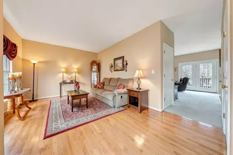 2921 Windrush Ln, Roanoke, VA 24012 photo 3