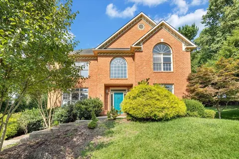 6141 Homewood Cir, Roanoke, VA 24018