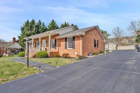 6554 Laban Rd, Roanoke, VA 24019 photo 3