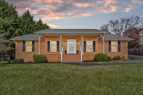 6554 Laban Rd, Roanoke, VA 24019