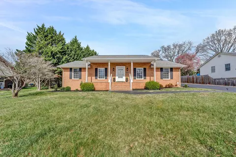 6554 Laban Rd, Roanoke, VA 24019 photo 2