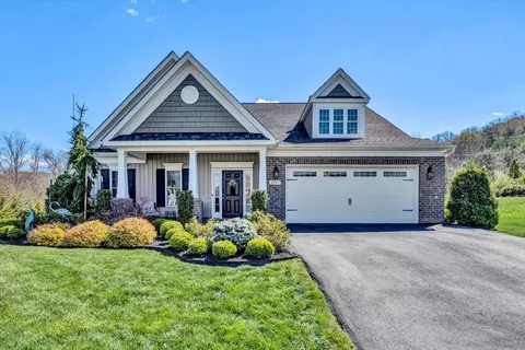 2551 Woods Meadow Ct, Salem, VA 24153