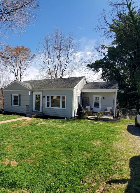 403 Paul St, Collinsville, VA 24078