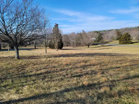 106 Dove Valley Dr, Goodview, VA 24095