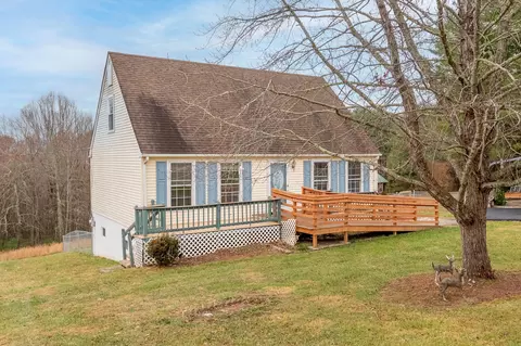 162 Wade Hill Rd NW, Floyd, VA 24091