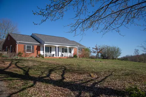 213 Arthur Cir, Ferrum, VA 24088