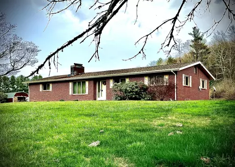 10710 Bent Mountain Rd, Bent Mountain, VA 24059