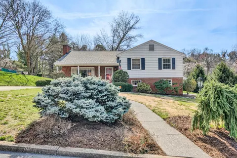3250 Pasley Ave SW, Roanoke, VA 24015