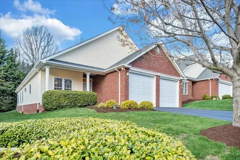 1958 Millbridge Rd, Salem, VA 24153 photo 2