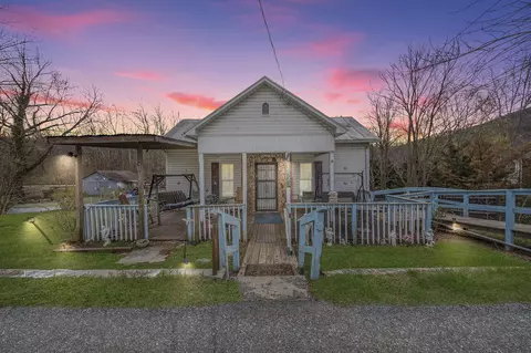 14523 Church St, Eagle Rock, VA 24085