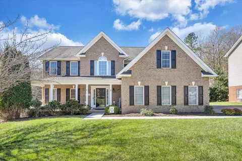 2918 Phillips Brook Ln, Salem, VA 24153