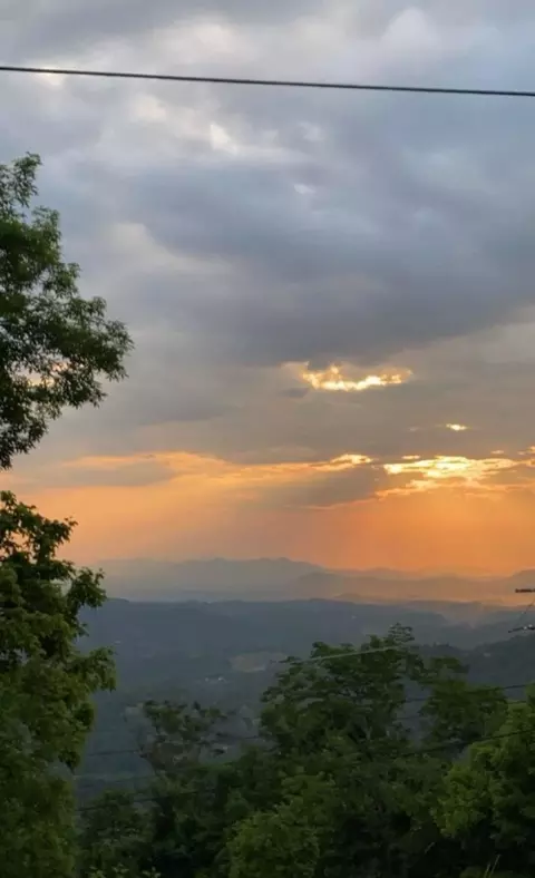 9203 Bent Mountain Rd, Bent Mountain, VA 24059