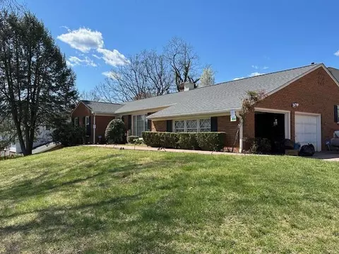 3662 Verona Trl, Roanoke, VA 24018