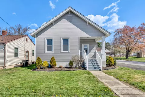 232 E Madison Ave, Vinton, VA 24179