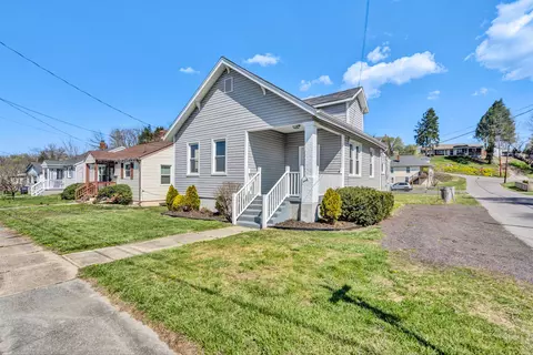 232 E Madison Ave, Vinton, VA 24179 photo 2