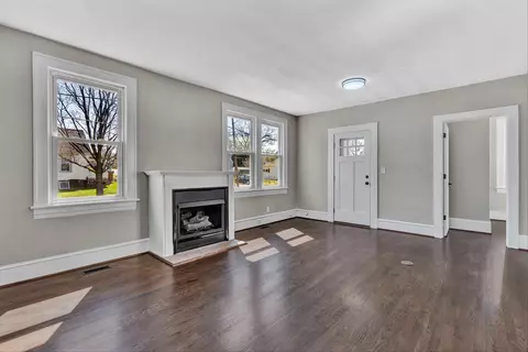 232 E Madison Ave, Vinton, VA 24179 photo 3