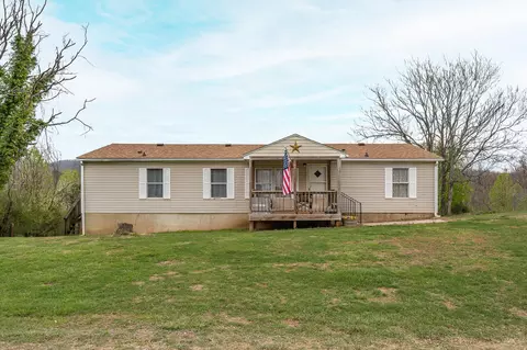 1105 Veteran Rd, Vinton, VA 24179