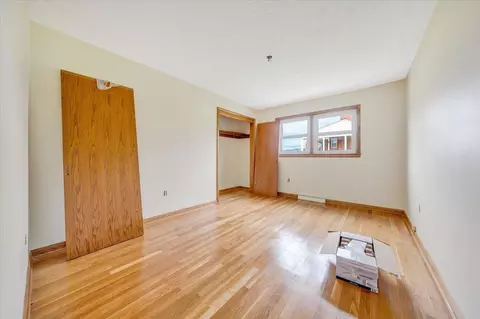 429 E Madison St, Covington, VA 24426 photo 8