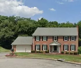 5175 Lakeland Dr, Roanoke, VA 24018