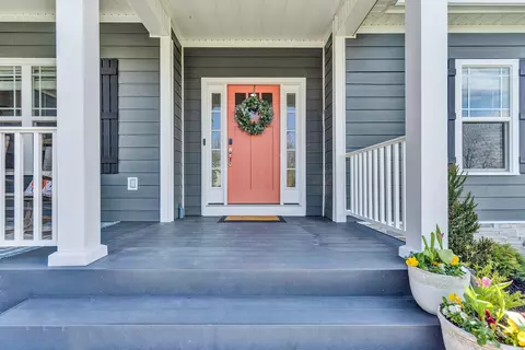 Exterior - 2483 Wolf Run, Vinton, VA 24179 photo 4 of 14