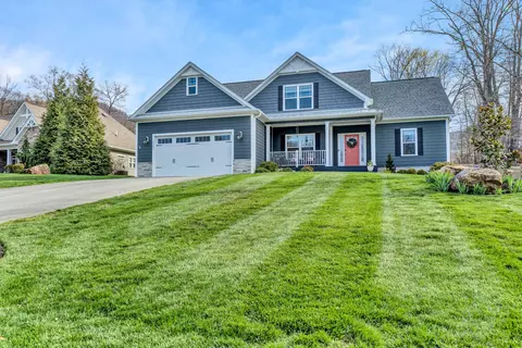 Exterior - 2483 Wolf Run, Vinton, VA 24179 photo 3 of 14