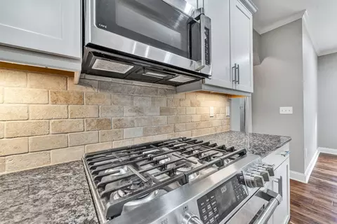 Kitchen - 2483 Wolf Run, Vinton, VA 24179 photo 8 of 12