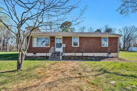 217 Rutledge Cir, Salem, VA 24153