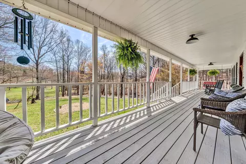 Exterior - 210 Brookledge Dr, Vinton, VA 24179 photo 5 of 15
