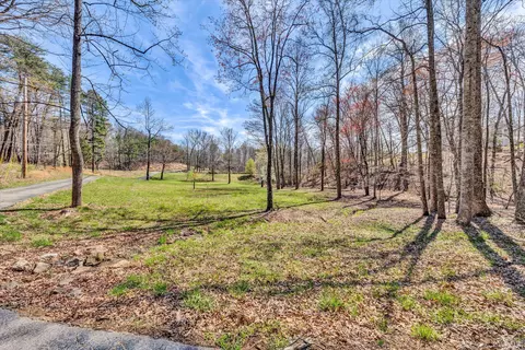 Exterior - 210 Brookledge Dr, Vinton, VA 24179 photo 14 of 15