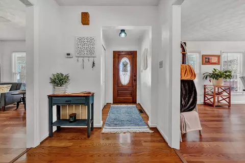 Entry Way - 210 Brookledge Dr, Vinton, VA 24179 photo 1 of 3