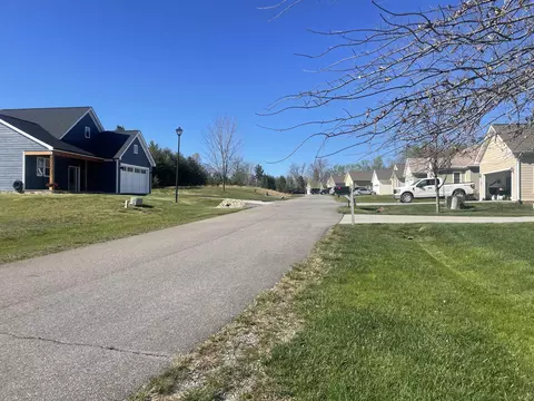 lot19 Barrow Hills Dr, Huddleston, VA 24104