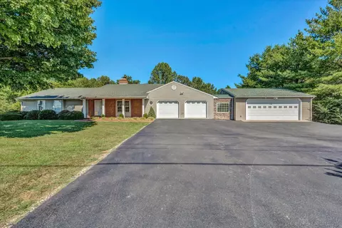 3017 Fancy Farm Rd, Bedford, VA 24523