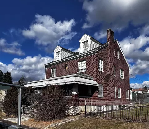 404 Main St, Clifton Forge, VA 24422