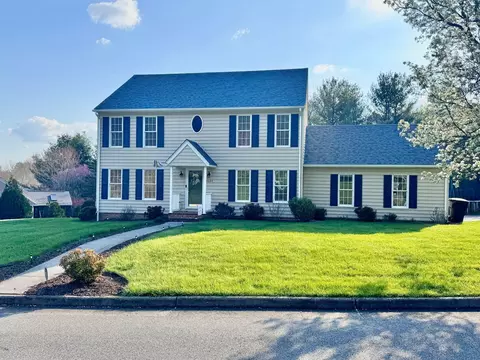 5644 Spring Meadow Dr, Roanoke, VA 24018