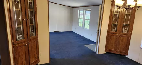 1013 E Dolly Ann Dr, Covington, VA 24426 photo 7