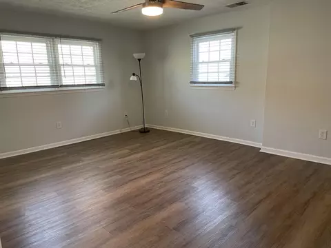 Bedroom - 1307 E Dolly Ann Dr, Covington, VA 24426 photo 2 of 6