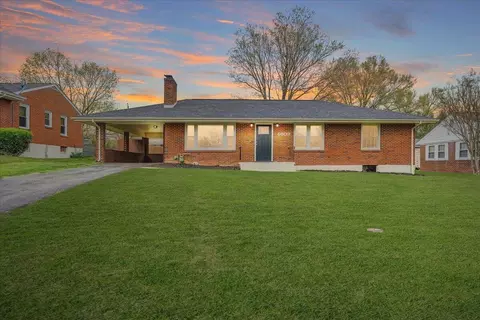4609 Elva Rd NW, Roanoke, VA 24017