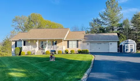 1160 Apple Orchard Ln, Troutville, VA 24175