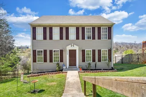 5008 Old Mountain Rd NE, Roanoke, VA 24019