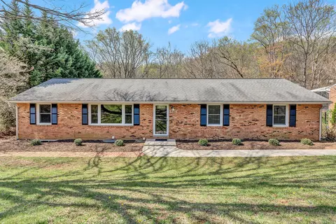 3314 Longhorn Rd, Roanoke, VA 24018
