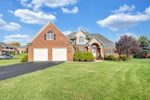 149 Charleston Pl, Daleville, VA 24083