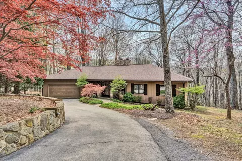 310 Saddleback Trl, Hardy, VA 24101