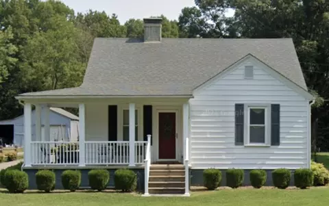 136 Parkway Dr, Danville, VA 24541