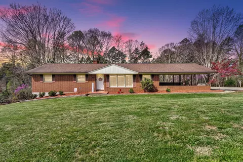 1947 Reed Creek Dr, Bassett, VA 24055