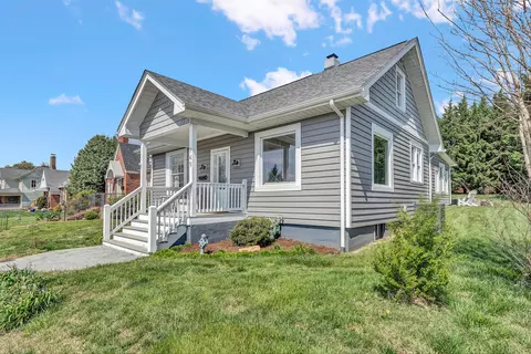 749 Maryland Ave, Salem, VA 24153