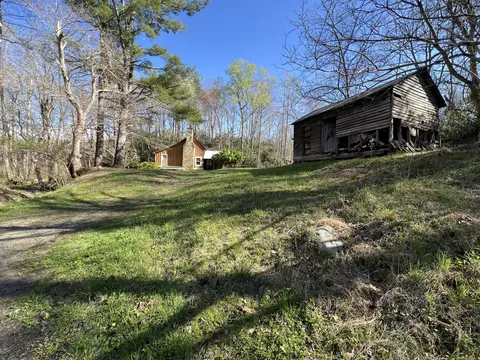 985 Hurds Branch Rd, Ferrum, VA 24088 photo 7