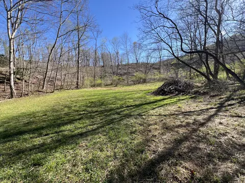 985 Hurds Branch Rd, Ferrum, VA 24088 photo 9
