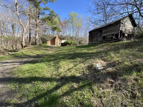 985 Hurds Branch Rd, Ferrum, VA 24088 photo 6