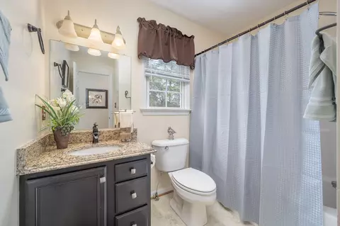 Bath - 286 Horizon Dr, Forest, VA 24551 photo 1 of 2